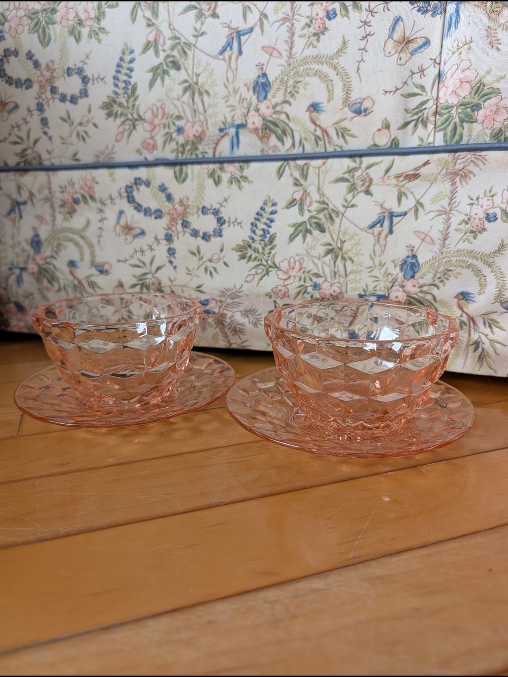 Vintage Pink Pressed Glass Dessert Bowls with Saucers - Picture 1 of 7
